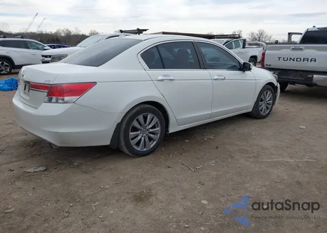 2011 Honda Accord 3.5 Ex-L z USA, uszkodzony, nr VIN 1HGCP3F88BA026092